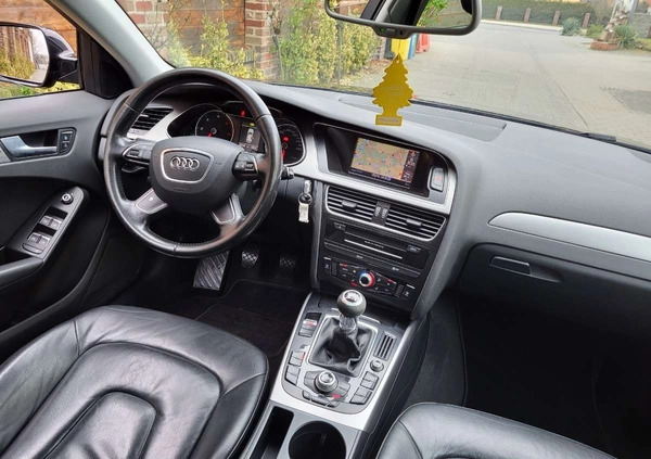 Audi A4 cena 35900 przebieg: 250000, rok produkcji 2012 z Kleczew małe 379